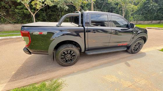 FORD RANGER 3.2 FX4 4X4 CD 20V DIESEL 4P AUTOMÁTICO FORD RANGER 3.2 FX4 4X4 CD 20V DIESEL 4P AUTOMÁTICO